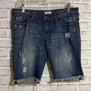 725 Originals Blue Denim Shorts, Bermuda style cut off distressed size 9